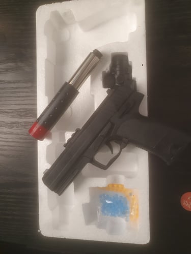 بندقية خرز مائي وصلب مع كاتم