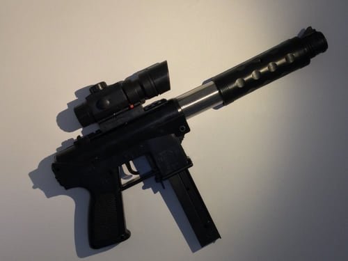 بندقيه خرز كبير مع ليزر وكشاف سيفتي