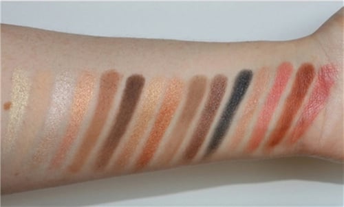 رفليوشن - أي هارت ميك اب باليت ظل عيون (تشوكلت فاي...