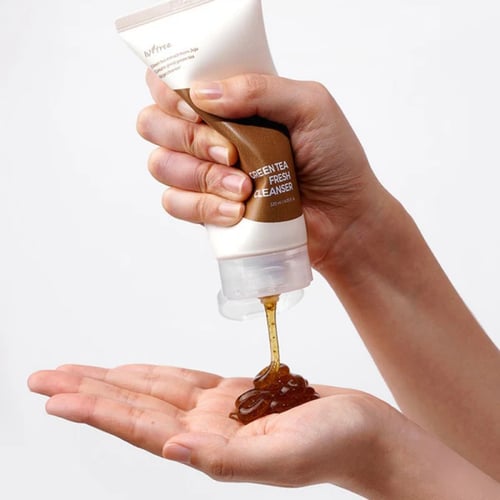 غسول البشرة بالشاي الاخضر من اسنتري - 120مل