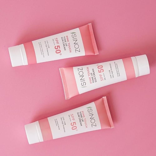 كريم توحيد لون البشرة بينك تاتش بعامل حماية SPF50+...