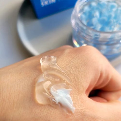 كريم مرطب للبشرة بحمض الهيالورونيك من ايم سوري فور...