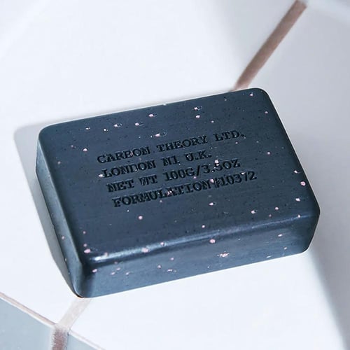 صابون مقشر للجسم بالفحم وزيت شجرة الشاي من كاربون...