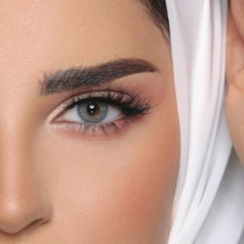 عدسات لومينوس - لون بلو 26