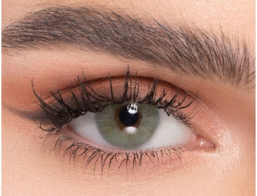 عدسات لاصقة ناتشورال كور زيركون