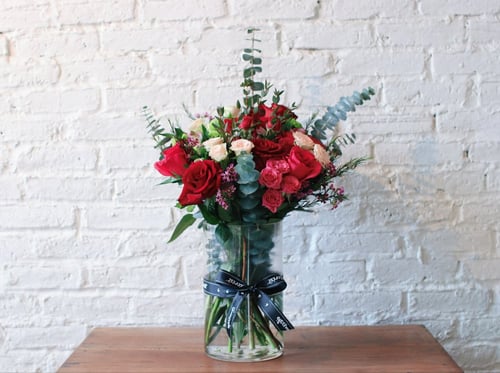 فازة ورد فاصلة أحبك