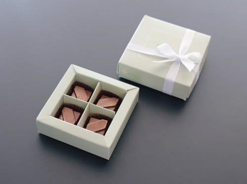 شوكلت فلوريست -بوكس مربع