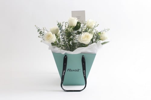 فاصلة اطمئن بوجودك