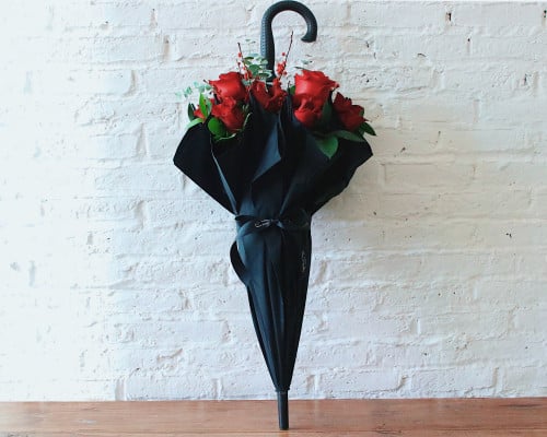 فاصلة مظلة الورد - أحمر