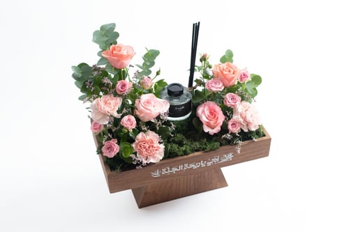 بوكس ورد فاصلة أمي يا ريحة الجنة