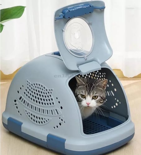 قفص تنقل للقطط بشكل فاخر