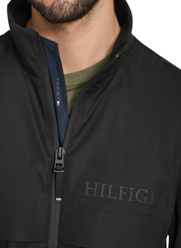 جاكيت تومي هيلفقر