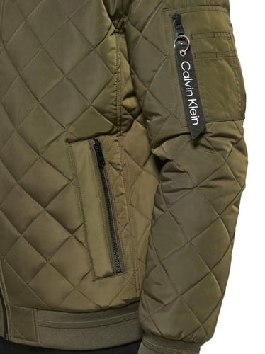 جاكيت كالفن كلاين