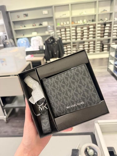 محفظة + ميدالية مايكل كورس رجالي