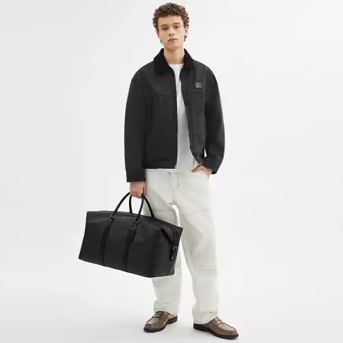 شنطة كبيرة كوتش