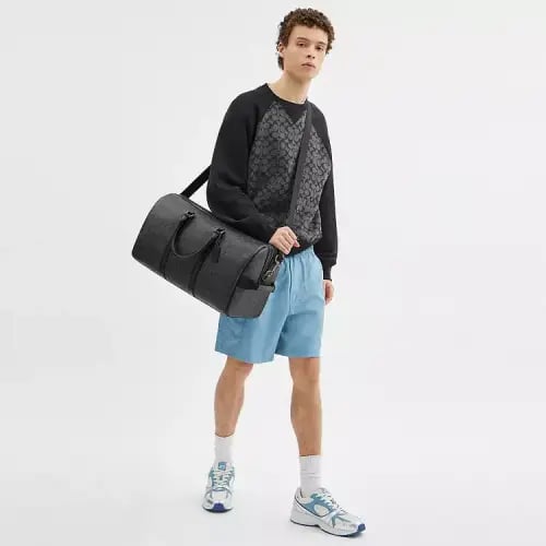 شنطة كبيرة كوتش