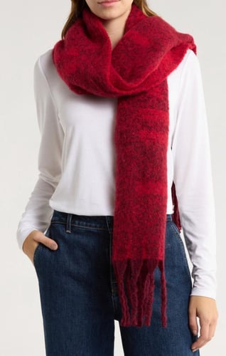 سكارف كالفن كلاين