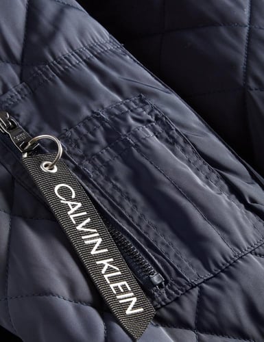 جاكيت كالفن كلاين