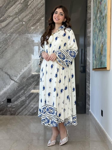 جلابية رمضانية فاخرة بنقشة ناعمة ولمسة أنثوية راقي...