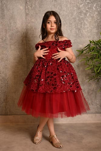 فستان بناتي أحمر منفوش