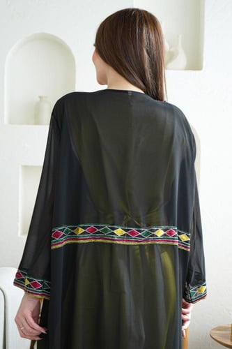 جلابية نسائي يوم التأسيس بتصميم تراثي أصيل