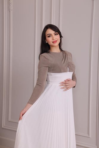 فستان أنيق بلمسات عصرية راقية