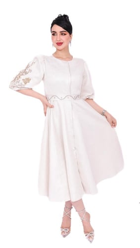 فستان ناعم بكم منفوخ وتطريز أنيق – متوفر بلونين