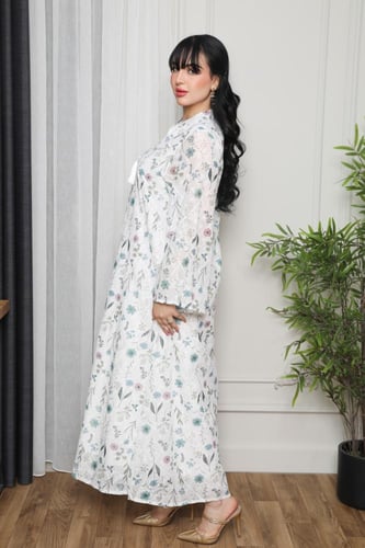 جلابية رمضانية انيقة بنقشات زهرية