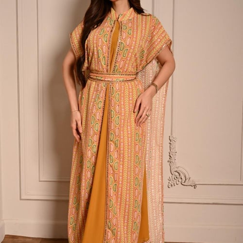 جلابية فخمة باللون الكموني مطرزة ثلاث قطع