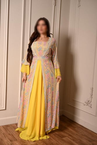 جلابية انيقة باللون الأصفر ثلاث قطع