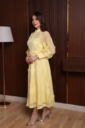 فستان ناعم للعيد بأكمام طويلة