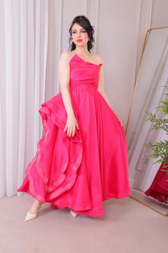 فستان سهرة طويل بألوان متعددة