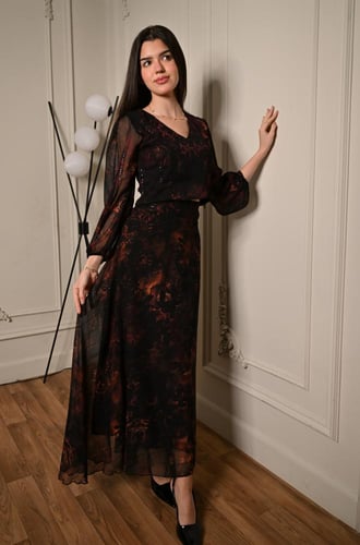 طقم تنورة وبلوزة بنقشة تجريدية ملونة