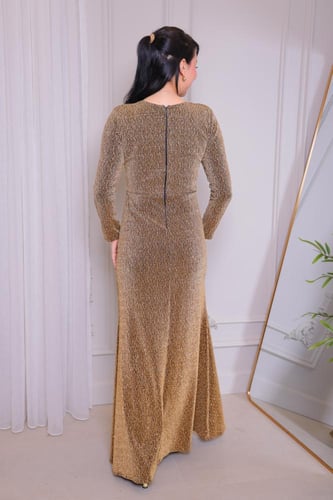 فستان طويل ماسك استرتش لون الذهبي