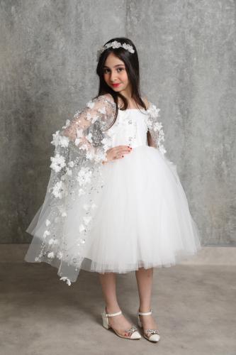 فستان بناتي أبيض أكمام مطرزة