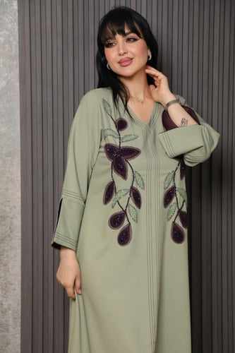 جلابية رمضانية مشجرة بأكمام طويلة واسعة