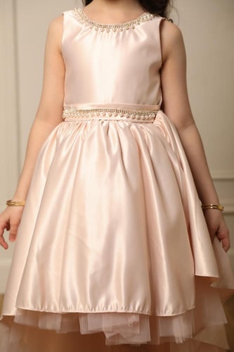 فستان بناتي ساتان وردي هاي لو