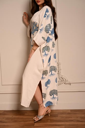 جلابية بنقشة شجرة وأكمام واسعة