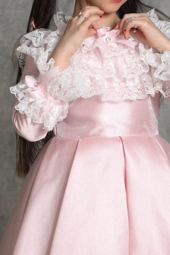 فستان بناتي سالي باللون الوردي