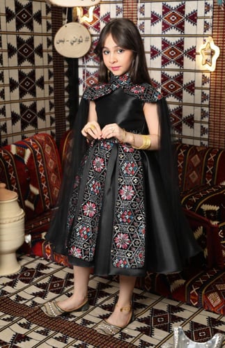 فستان يوم التأسيس بناتي اسود بنقشة سدو