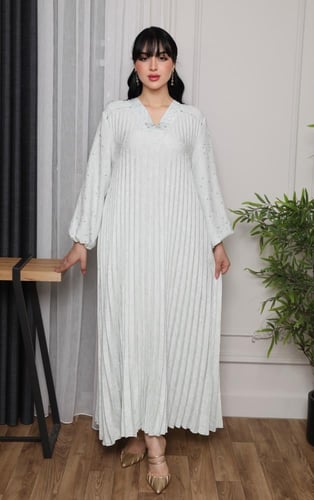 جلابية نسائية بكسرات ناعمة