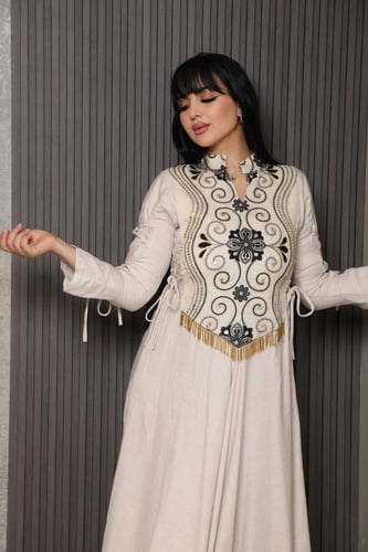 جلابية رمضانية فاخرة بيج بتطريز فخم