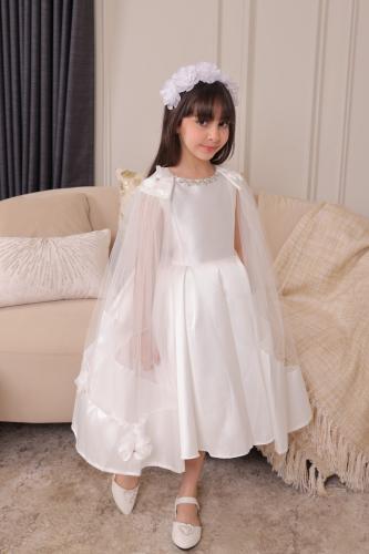 فستان بناتي فاخر باللون الأبيض الملكي