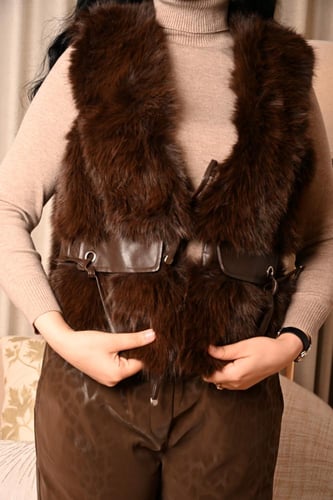 جاكيت فرو نسائي شتوي 2 الوان