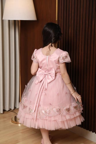 فستان بناتي وردي ميدي فخم