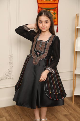 فستان يوم التأسيس بناتي جنوبي فخم