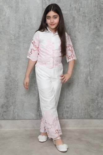 طقم بناتي فخم تفاصيل دانتيل