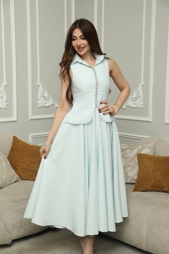 فستان العيد كريب بقصة بيبلوم أنيق