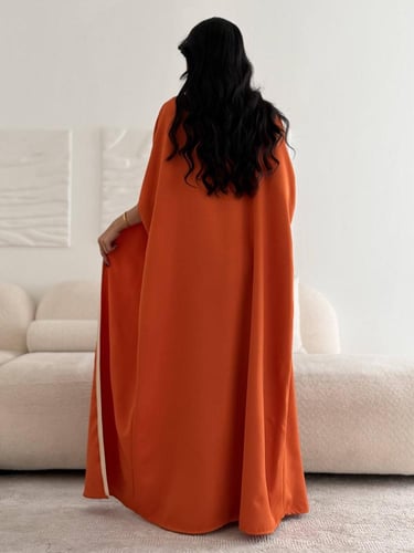 جلابية مشجرة مع وشاح فخم