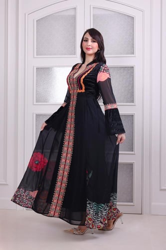 جلابية أنيقة للمناسبات الرمضانية والأعياد